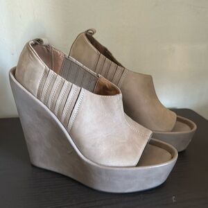 Jeffrey Campbell Ibiza Pull On Booties - Size 7